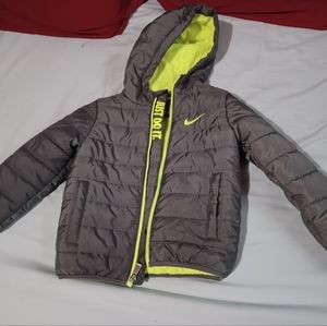 Nike weatherproof coat boys 4T
